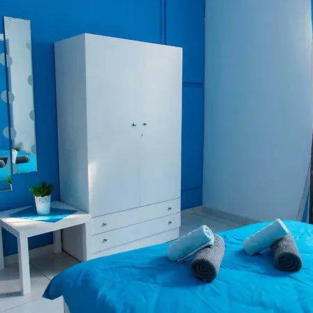 Modern And Quiet Few Minutes From The Center * Selanik